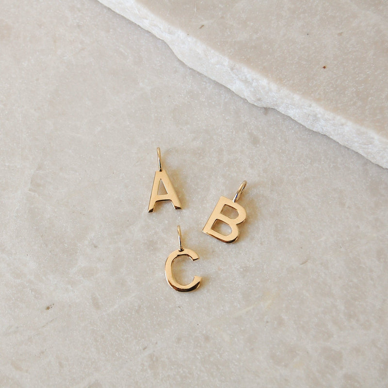 Initial Letter Necklace 9k Gold