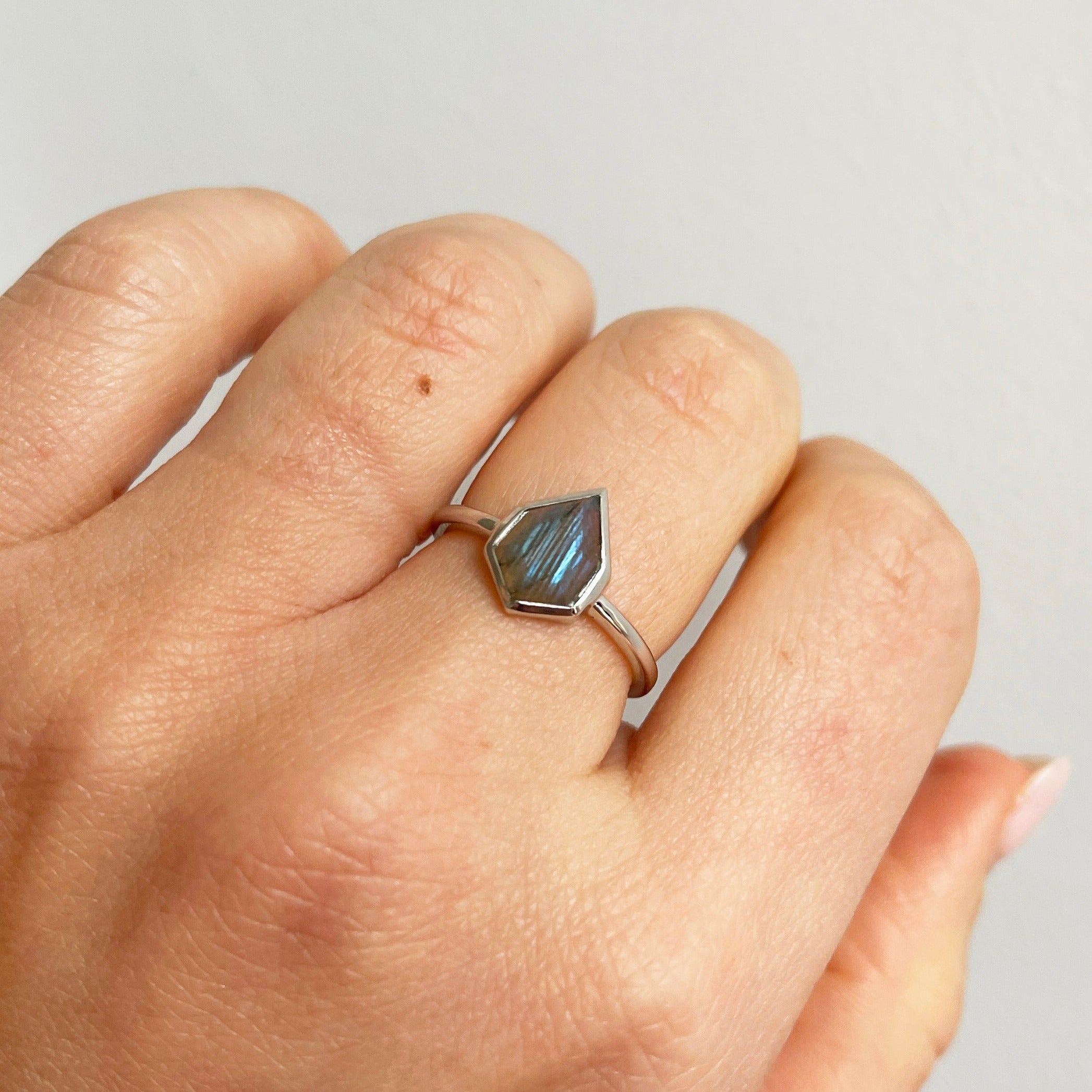 labradorite silver ring