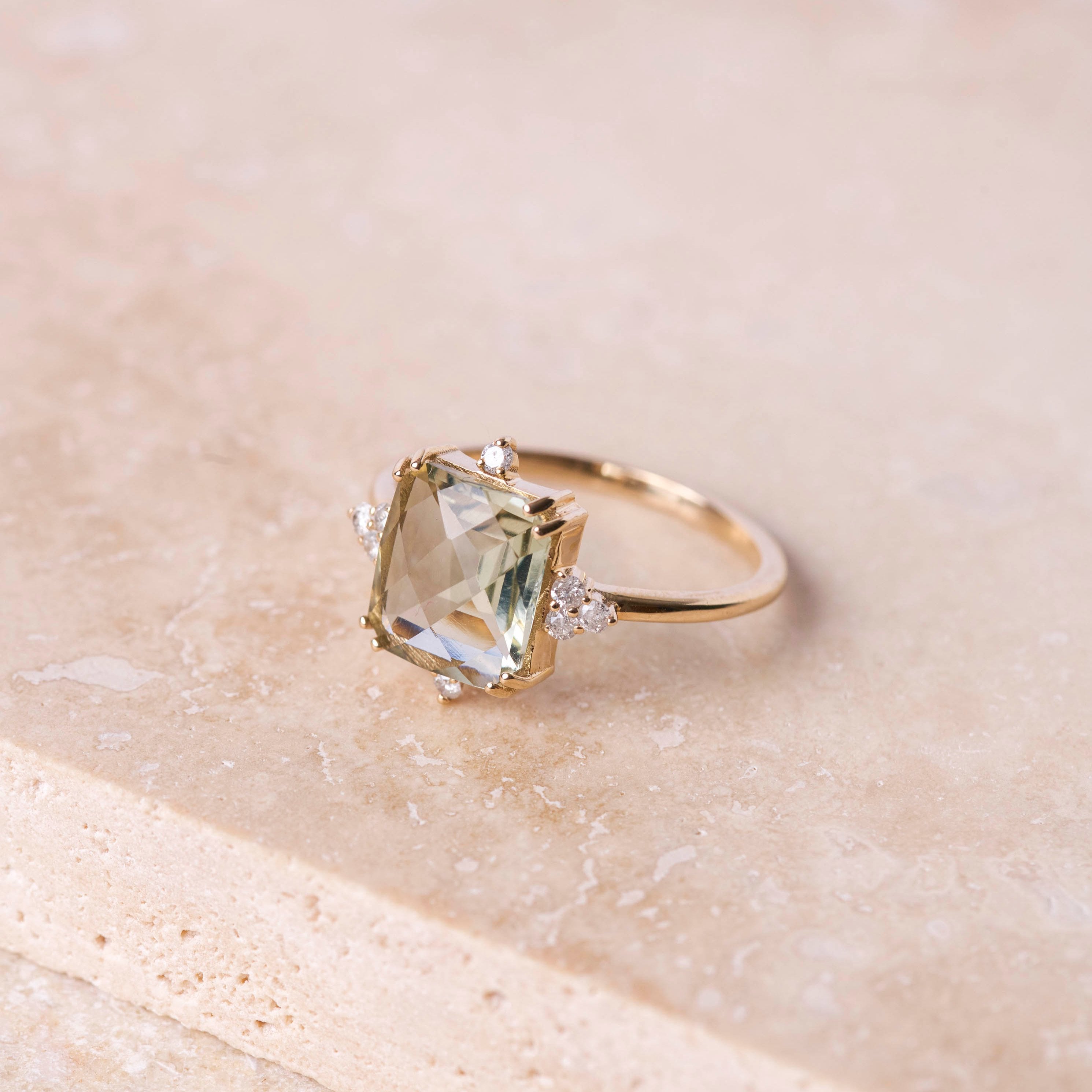 Green Amethyst & Diamond 9k Gold Size M Sample