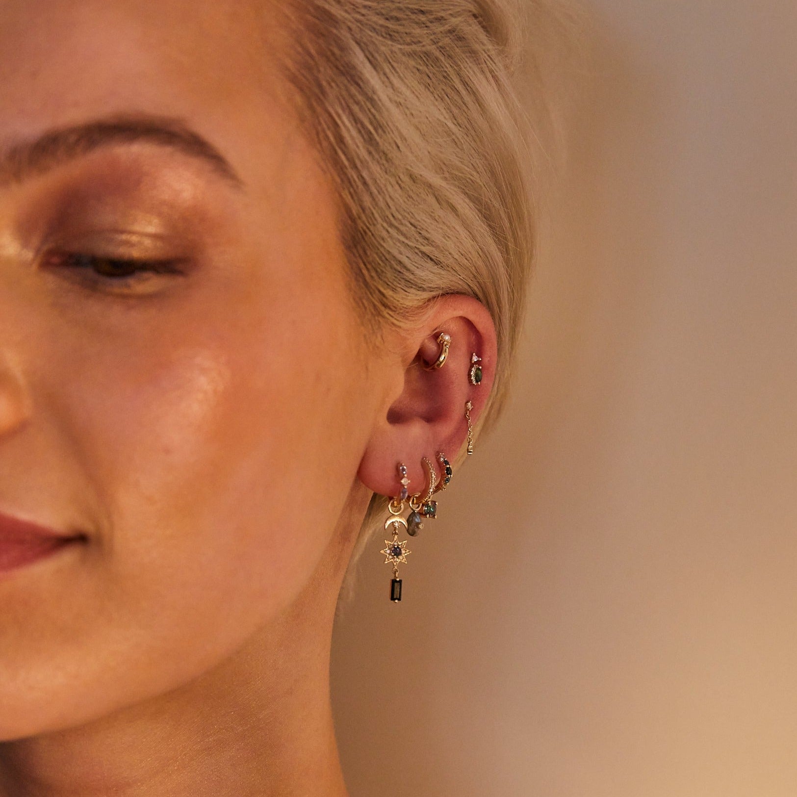 Midnight Stone Huggie Hoop Earring 9k Gold