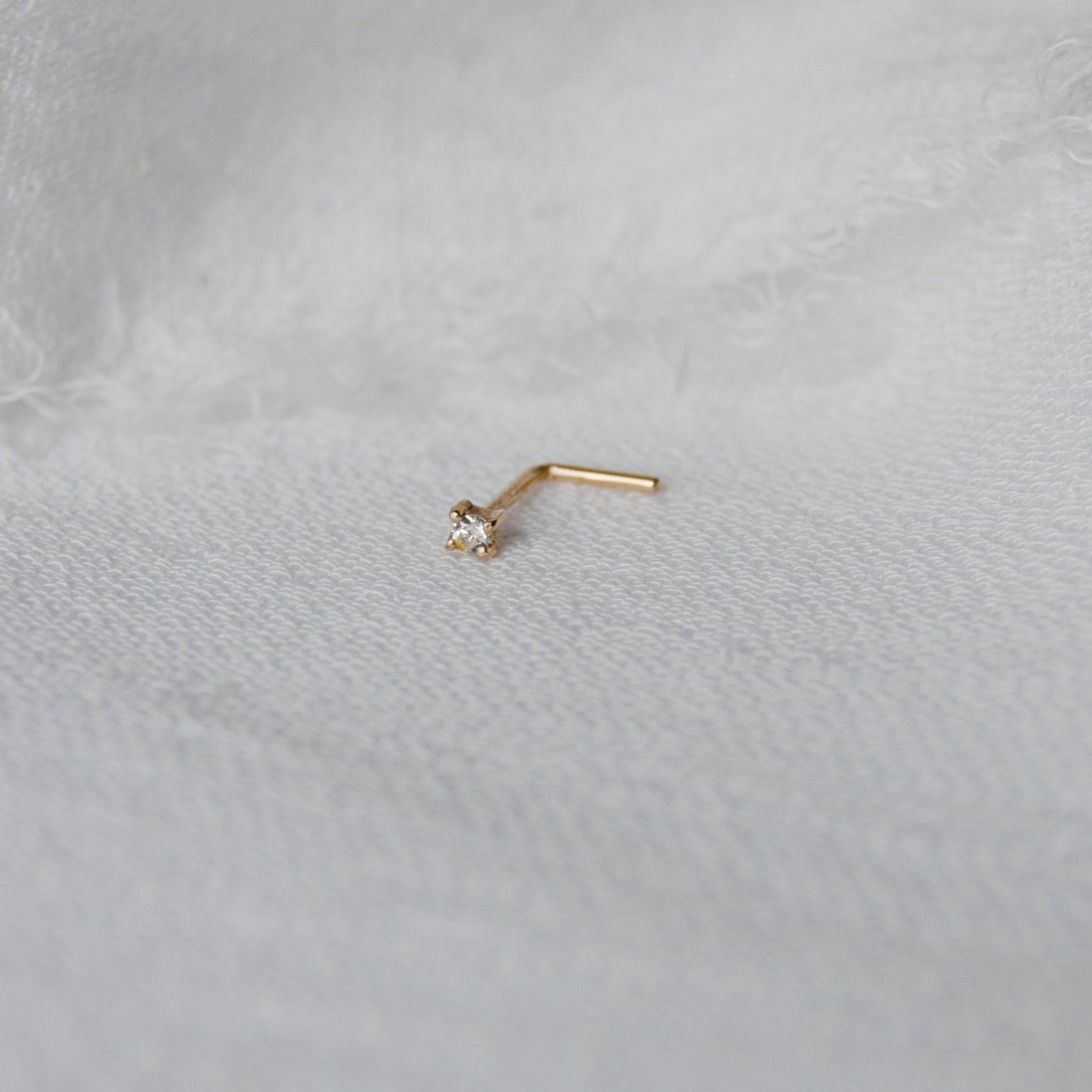 Mini Diamond Nose Stud 9k Gold