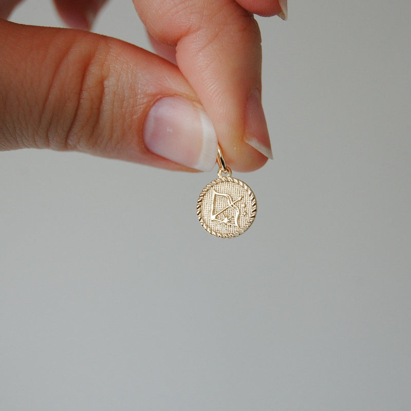 Zodiac Coin Pendant 9k Gold