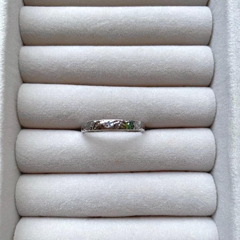 Hammered Band Ring 9k White Gold