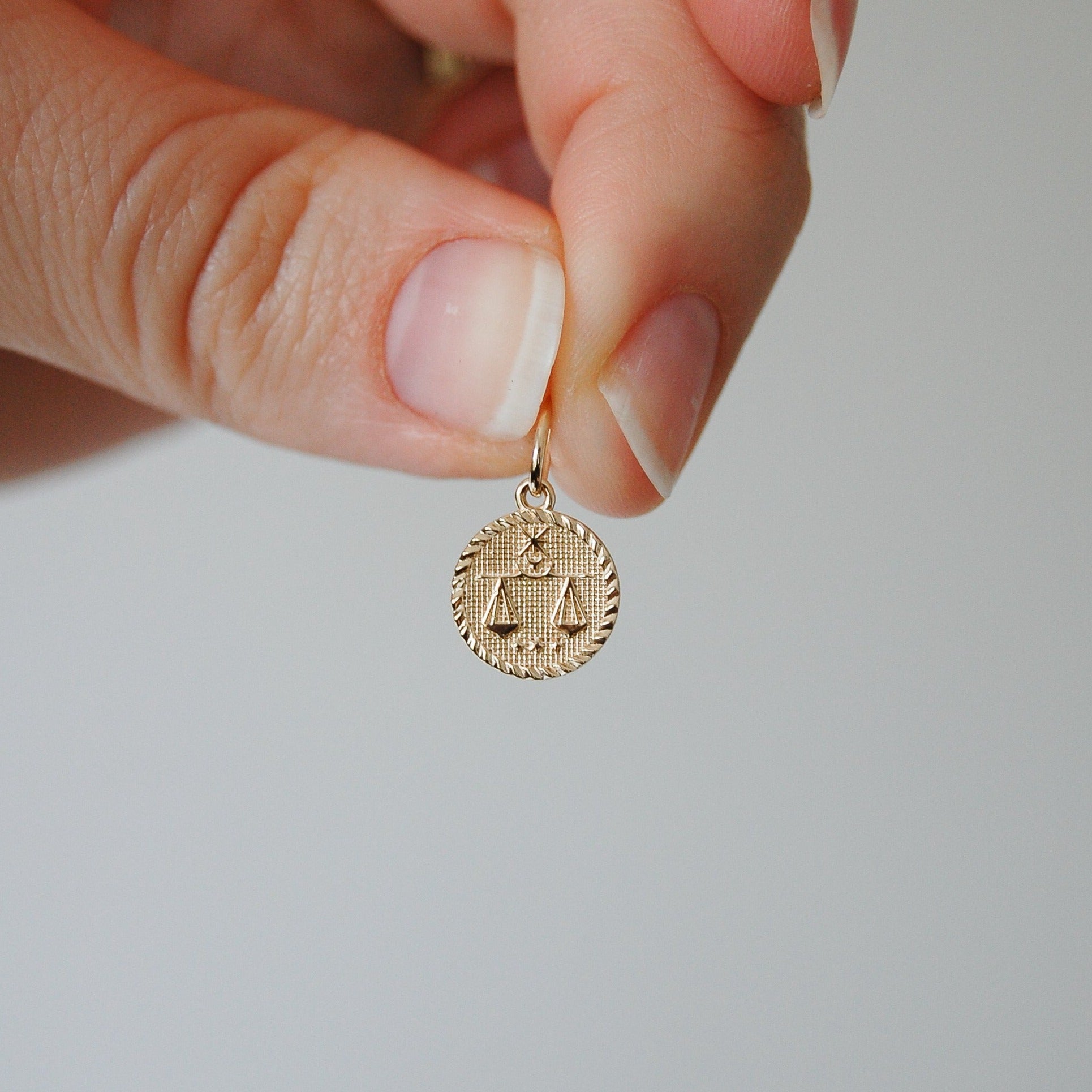 Zodiac Coin Necklace 9k Gold